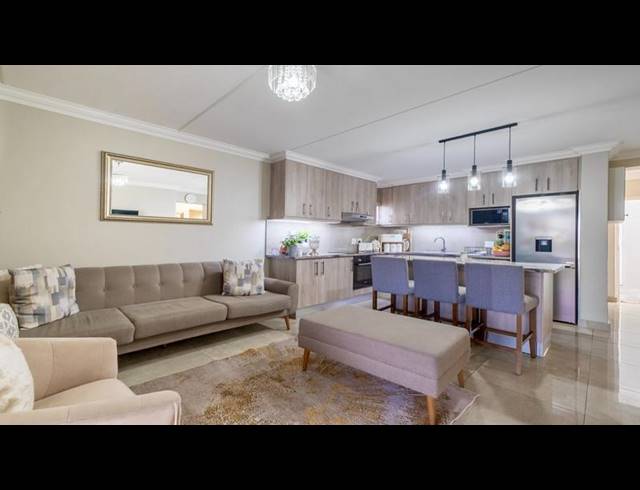 3 BEDROOM APARTMENT FOR SALE IN BURGUNDY ESTATE